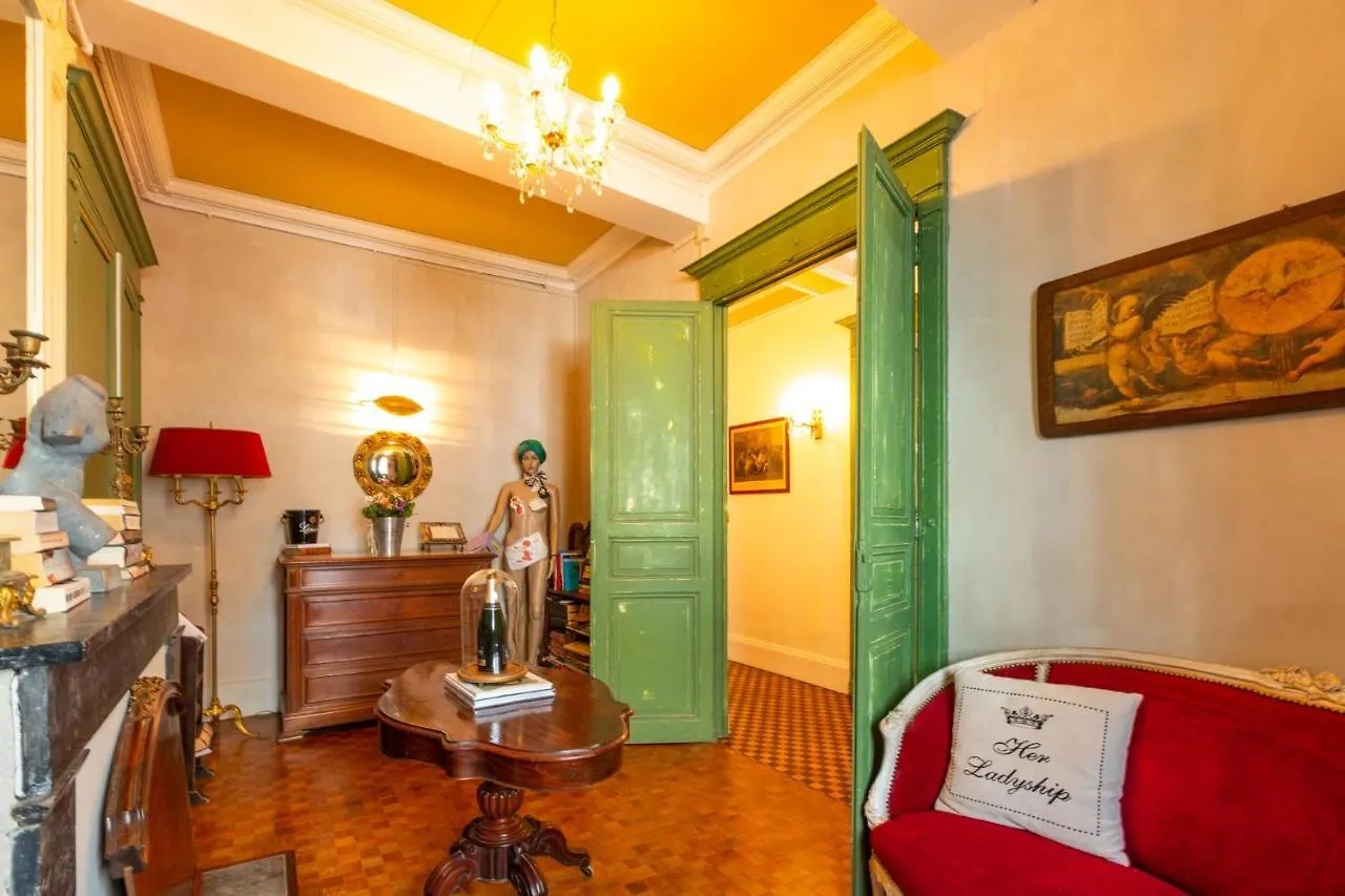 مبيت وإفطار كوندوم Champagne House - Elegance, Luxury And Charm