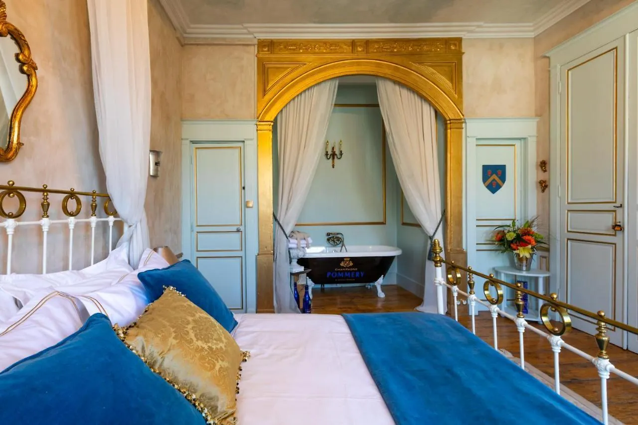 مبيت وإفطار كوندوم Champagne House - Elegance, Luxury And Charm 0*,