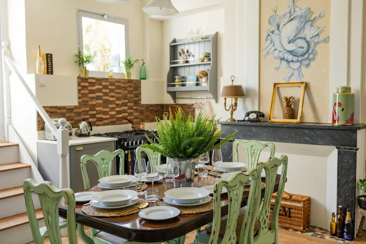 مبيت وإفطار كوندوم Champagne House - Elegance, Luxury And Charm فرنسا