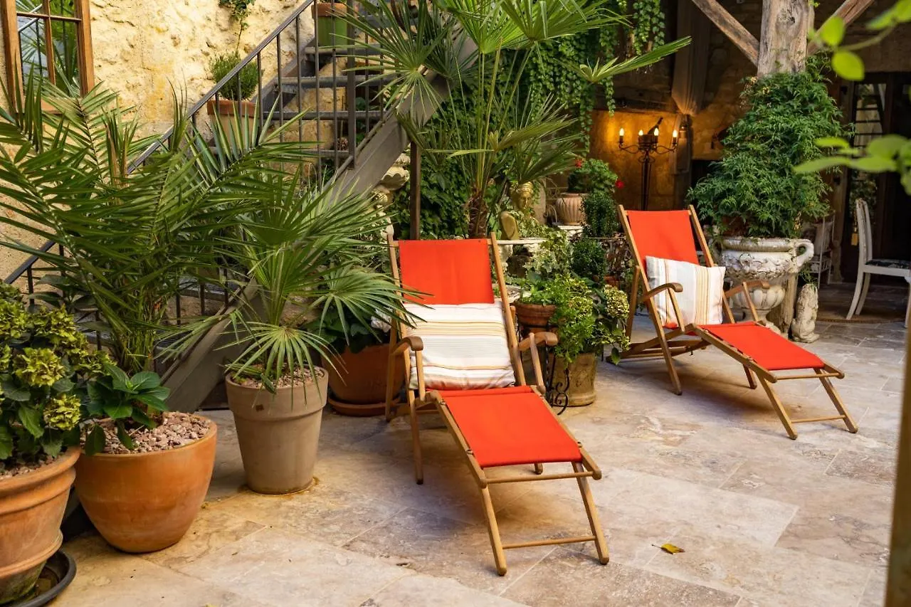 مبيت وإفطار كوندوم Champagne House - Elegance, Luxury And Charm فندق مبيت وإفطار