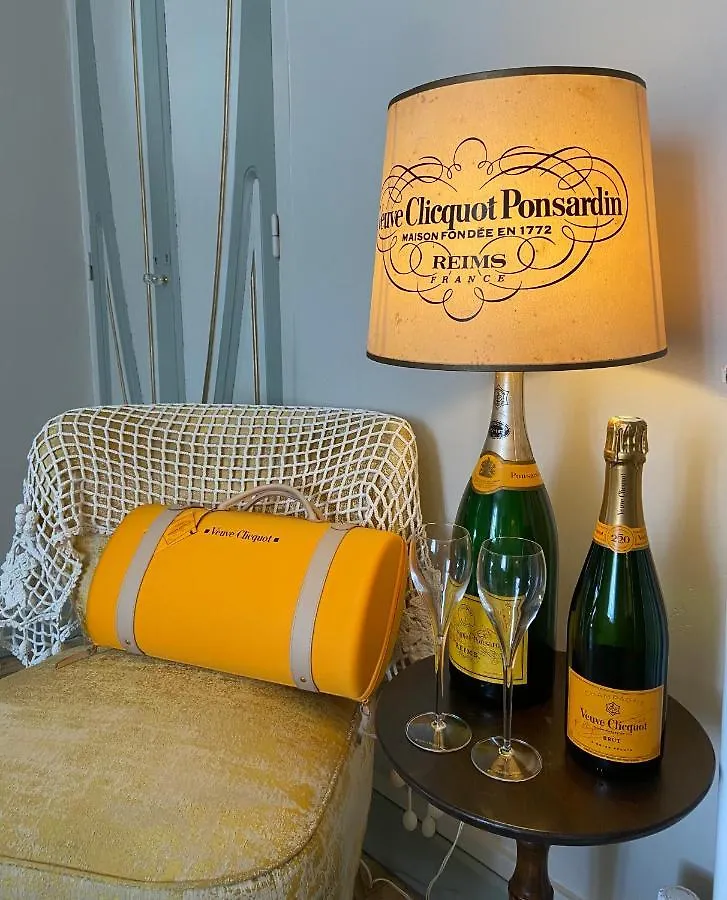 فندق مبيت وإفطار مبيت وإفطار كوندوم Champagne House - Elegance, Luxury And Charm