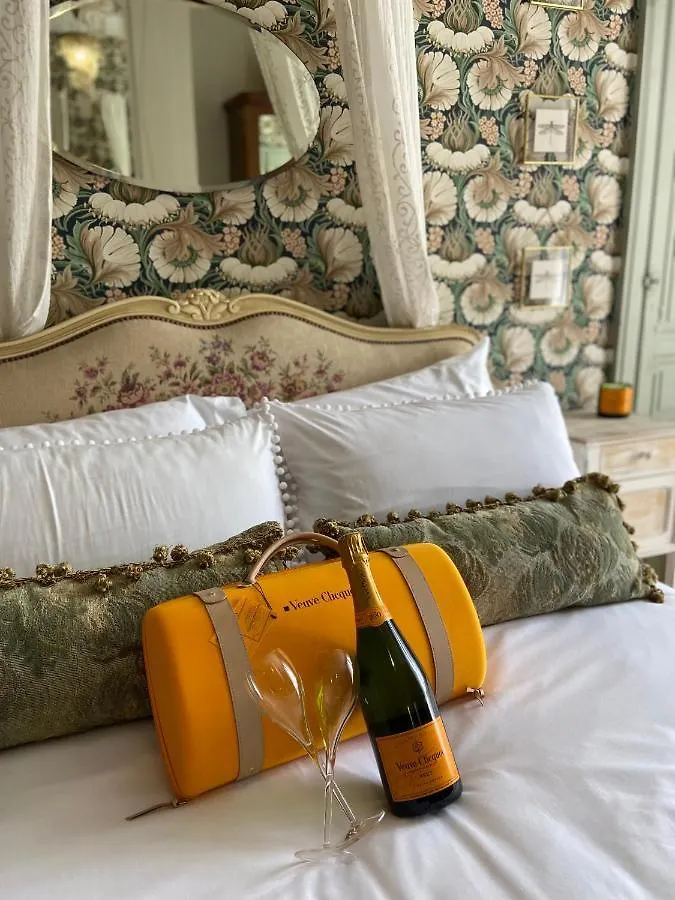 فندق مبيت وإفطار مبيت وإفطار كوندوم Champagne House - Elegance, Luxury And Charm فرنسا